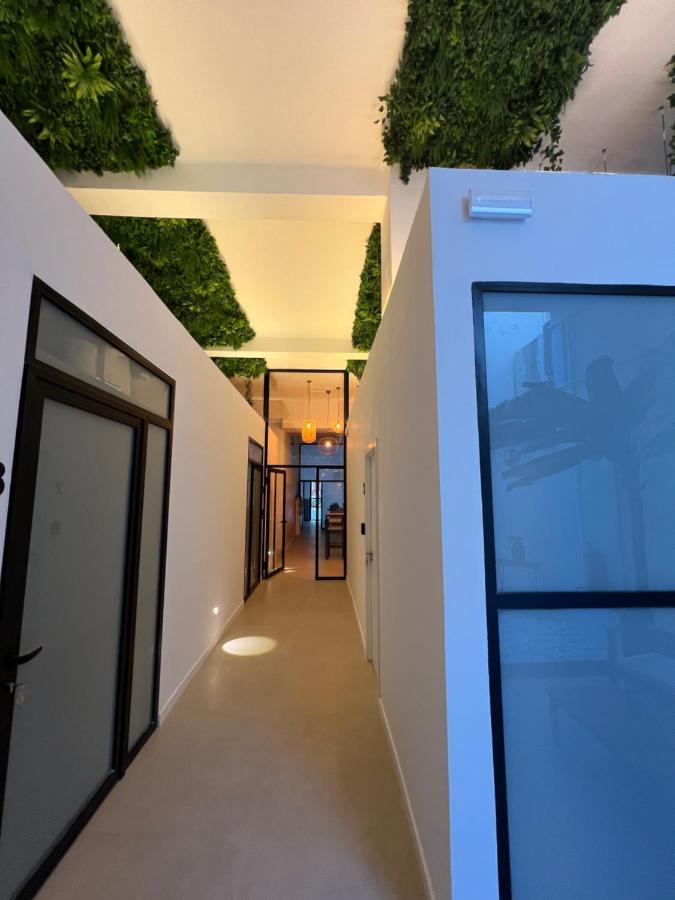 Nina Mala Hotel Valencia Exterior foto